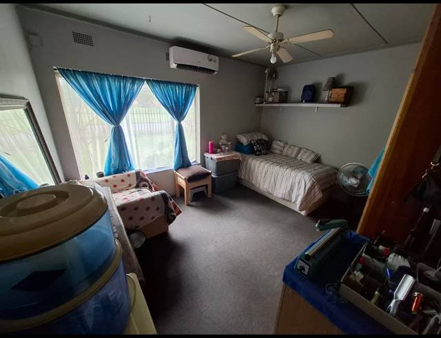 4 BEDROOM HOUSE FOR SALE IN VANDERBIJLPARK CW 5